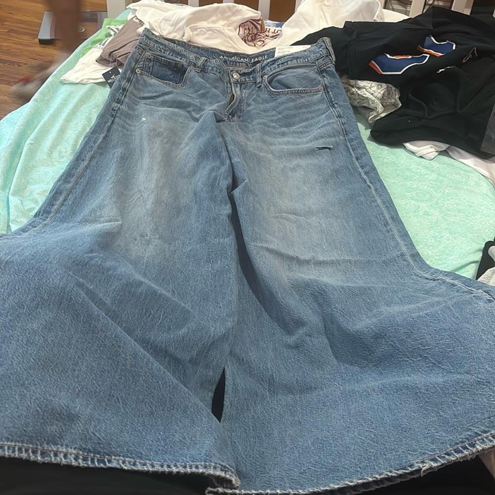 American eagle jeans never worn